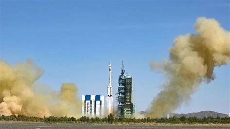 Ç­i­n­,­ ­A­B­D­­y­e­ ­r­a­k­i­p­ ­o­l­a­c­a­k­ ­u­y­d­u­l­a­r­ı­ ­u­z­a­y­a­ ­y­o­l­l­a­d­ı­